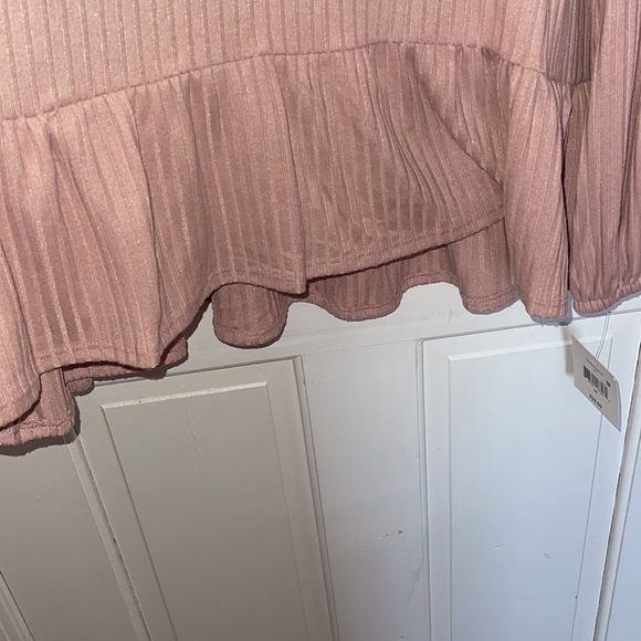 Top - Picture 3 of 8